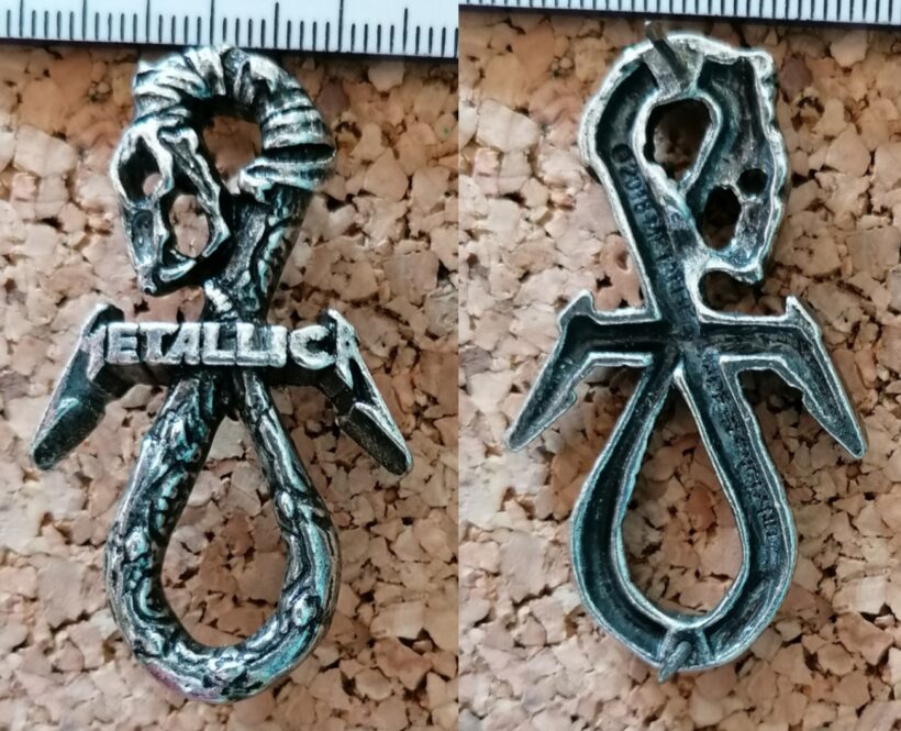 Second picture of X Second picture of Don't Tread On Me Pewter Pin New Version