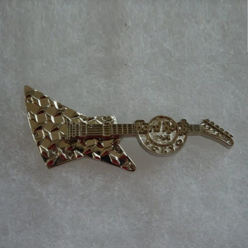 HRC Tokyo 3D Silver Rock Guitar Pin - Gibson Flying V