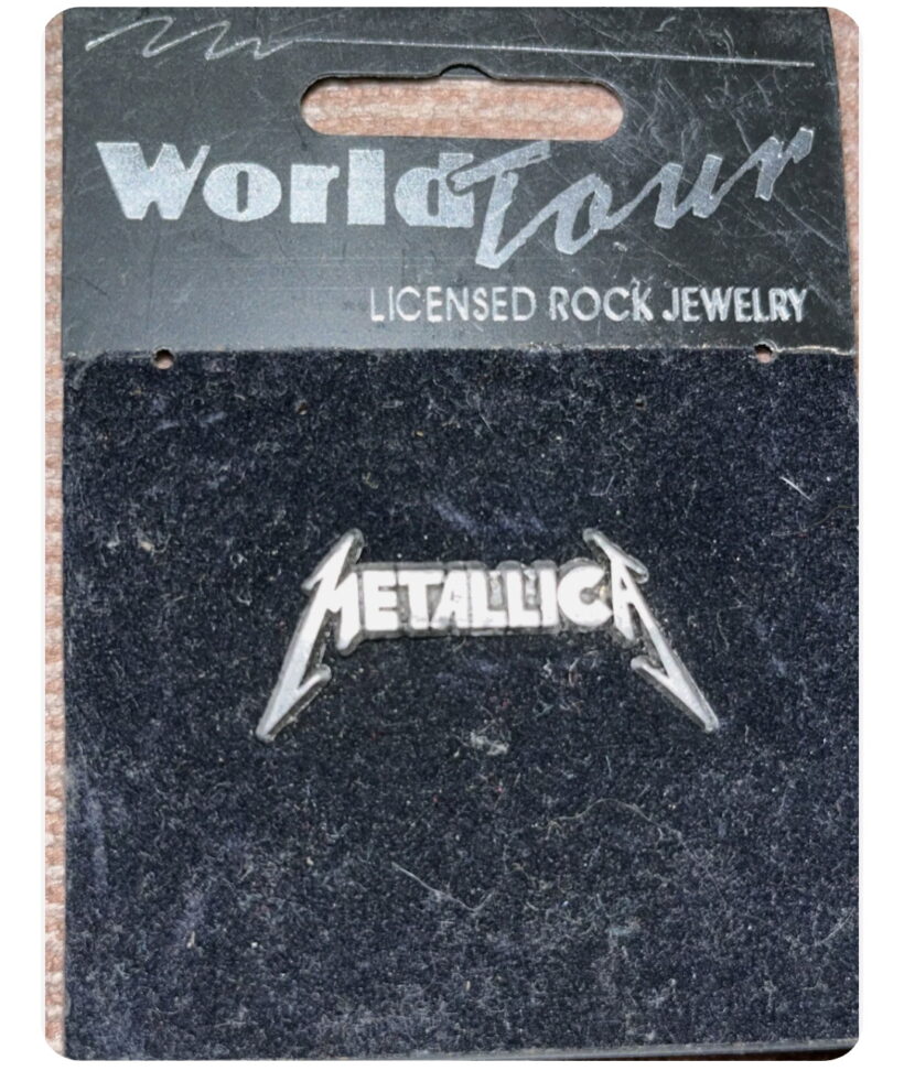 Packaging of Metallica 3D Logo Pewter Pin