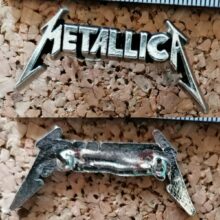 Second picture of Metallica Black Album Logo Enamel Pin