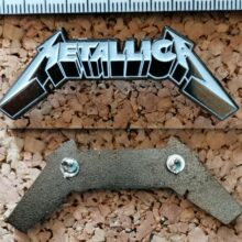 Second picture of Metallica Black Album Logo Enamel Pin