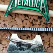 Second picture of Metallica Kill 'Em All Logo Enamel Pin