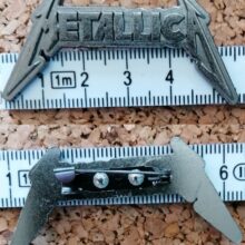 Second picture of X Second picture of Metallica Kill 'Em All Logo Enamel Pin