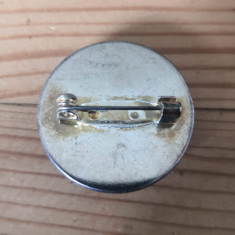 Back of Metallica Kill 'Em All Logo Offset Printed Pin