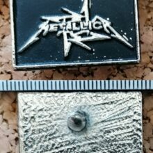 Second picture of Metallica Logo & Ninja Star Square Enamel Pin