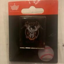 Packaging of Metallica San Francisco Giants Offset Printed Pin