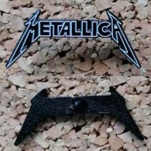 Second picture of Metallica Shortest Straw Logo Enamel Pin