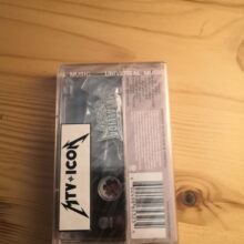 Back of the packaging of Metallica St. Anger Logo Enamel Pin Back of the packaging of Metallica St. Anger Logo Enamel Pin