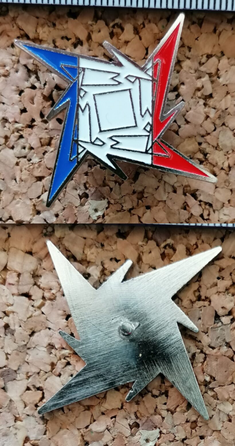Second picture of Ninja Star - France Enamel Pin