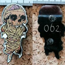 Second picture of One Printed Pin