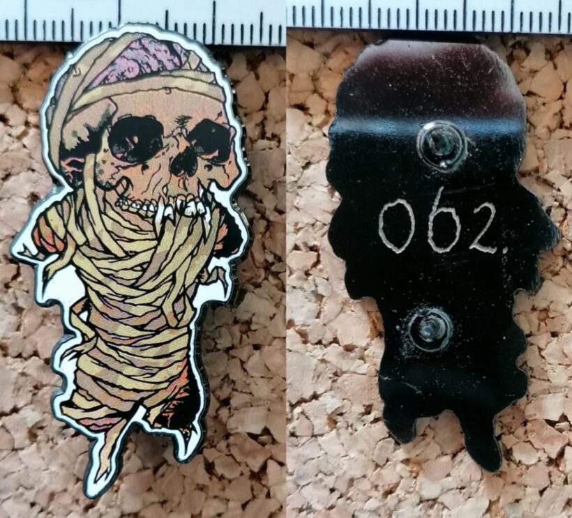 Second picture of One Printed Pin