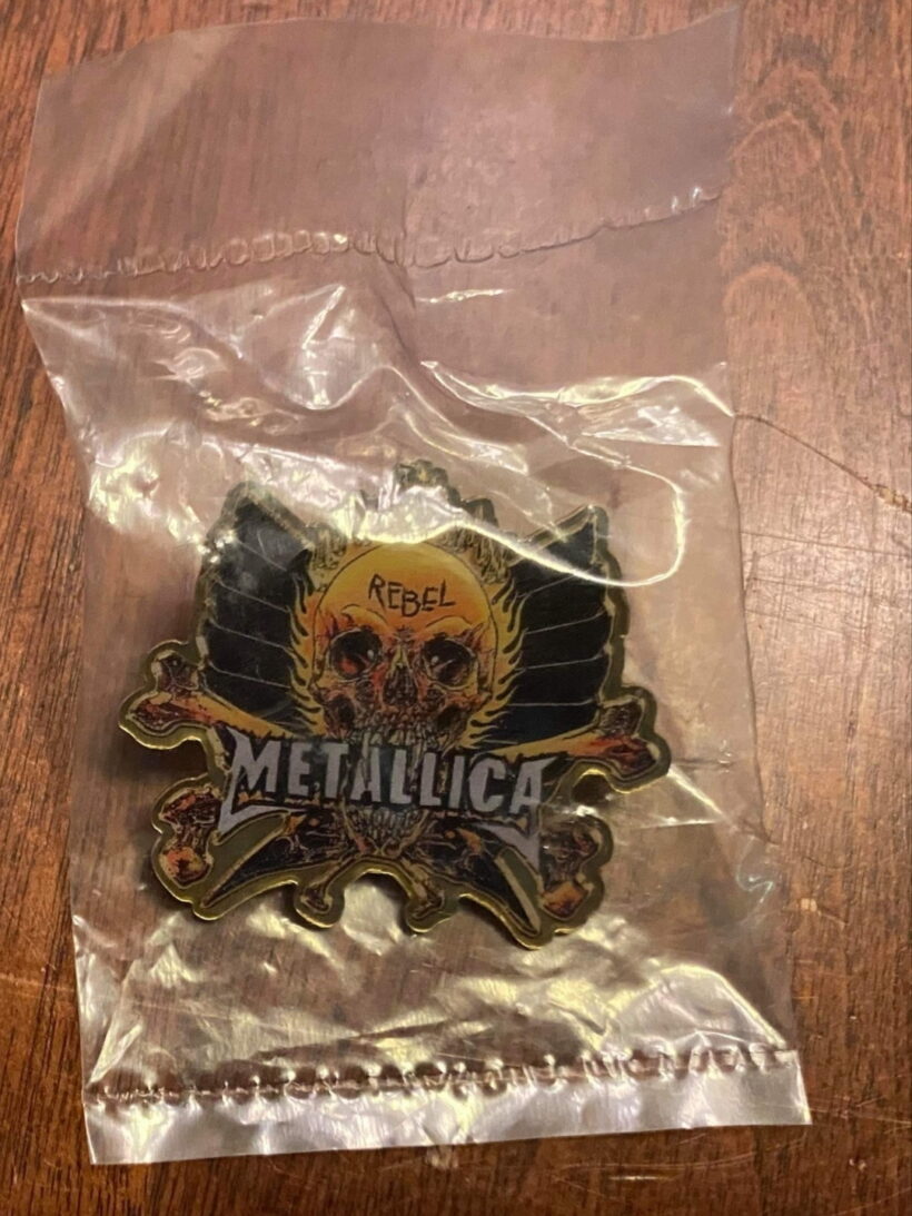 Packaging of Rebel Offset Printed Pin