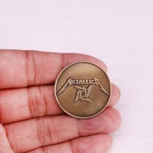 ninja-star-metallica-logo-circular-enamel-pin-1-2