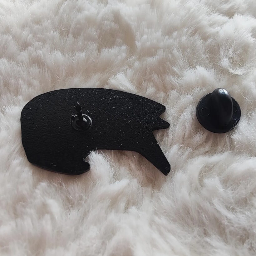 flaming-skull-enamel-pin-2-1-back