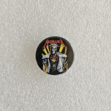 statue-of-liberty-wearing-a-metallica-t-shirt-circular-offset-printed-pin-1-1