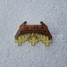 master-of-puppets-album-cover-enamel-pin-16-1