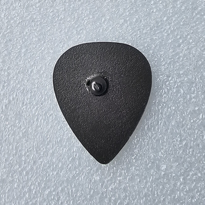 papa-het-drawn-scary-guy-guitar-pick-enamel-pin-1-2-back