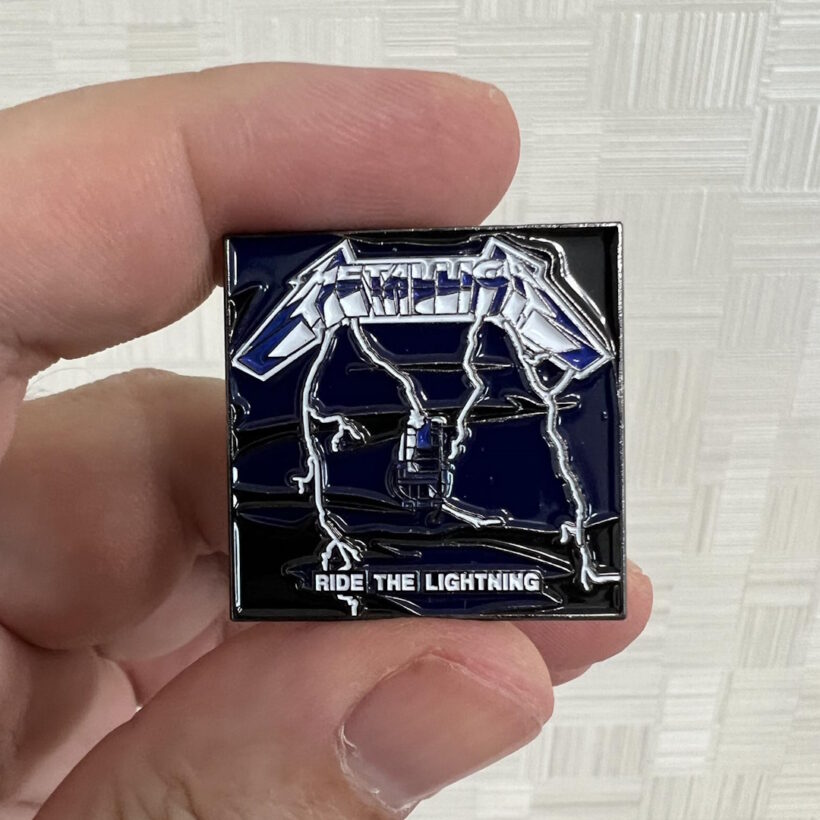 ride-the-lightning-album-cover-enamel-pin-1-2