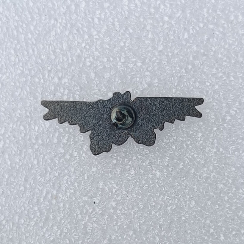 vulturus-enamel-pin-2-2-back