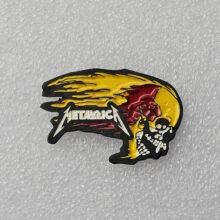 flaming-skull-enamel-pin-3-1
