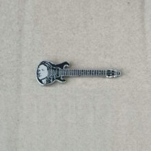 jason-alembic-spoiler-bass-guitar-enamel-pin-1-2