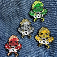 metallica-fillmore-2011-30th-anniversary-enamel-pin-set-4