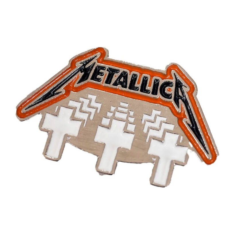 master-of-puppets-album-cover-enamel-pin-25-2