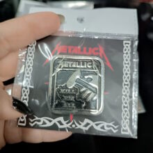 kill-em-all-album-cover-enamel-pin-7-1-packaging