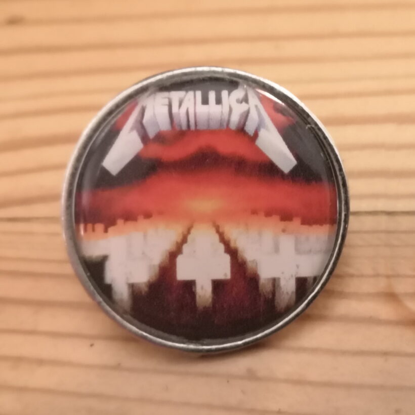 master-of-puppets-album-cover-offset-printed-pin-1-1