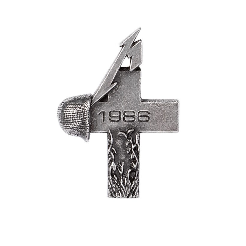 master-of-puppets-pewter-pin-1-1