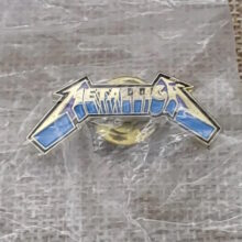 metallica-3d-logo-enamel-pin-18-1