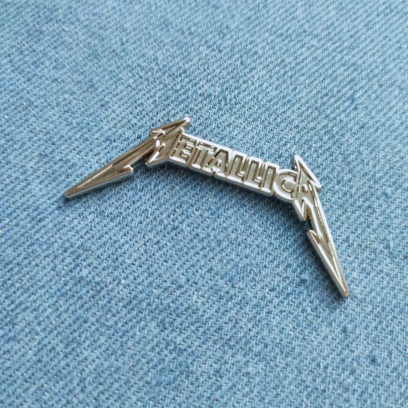 metallica-justice-logo-die-struck-pin-1-2