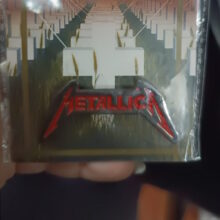 metallica-kill-em-all-logo-enamel-pin-45-1
