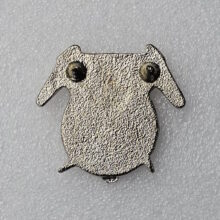 metallica-zombie-head-enamel-pin-1-1-back