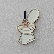 muya-toilet-bowl-enamel-pin-2-1