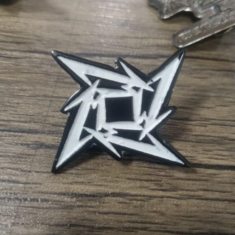 ninja-star-enamel-pin-9-1
