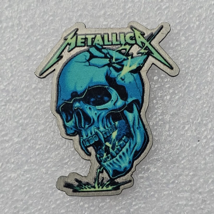 ride-the-lightning-blue-skull-offset-printed-pin-1-1