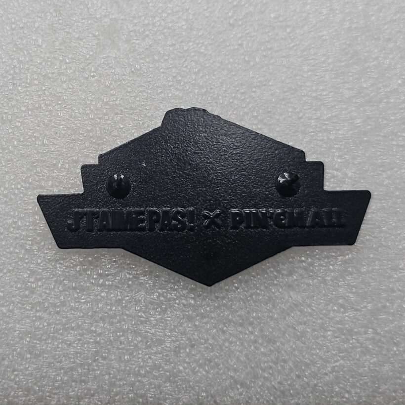 j-t-aime-pas-ih8u-enamel-pin-1-1-back