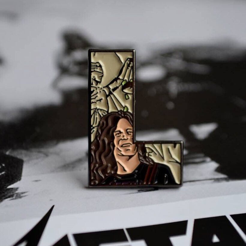 metallica-logo-letter-pin-5-2