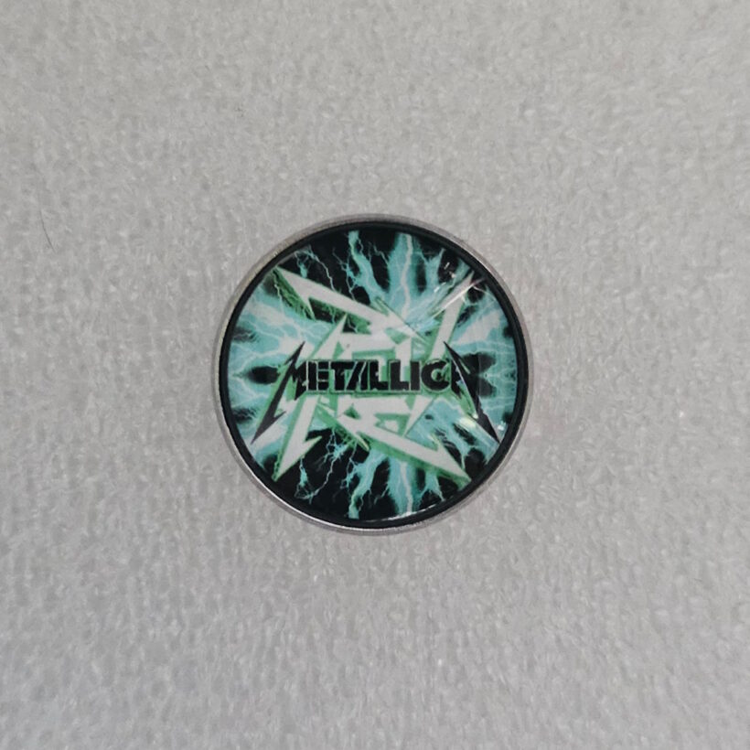 metallica-logo-and-ninja-star-offset-printed-pin-9-1