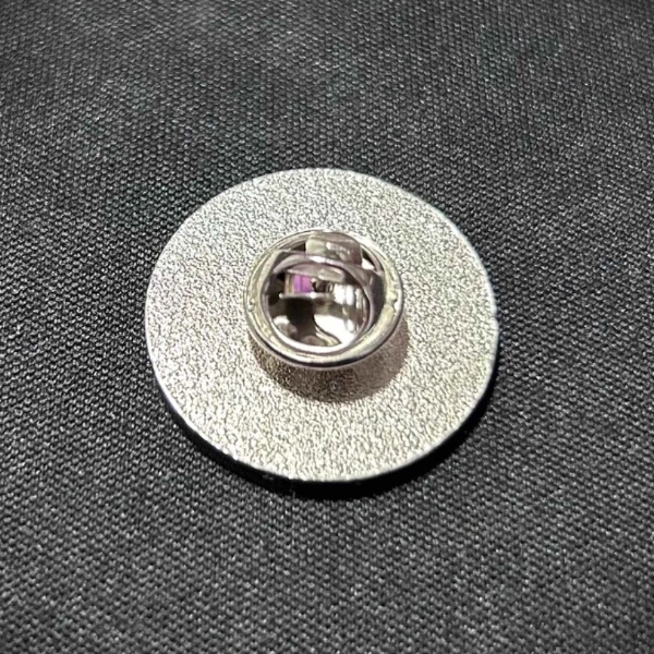 nothing-else-matters-offset-printed-pin-5-1-back