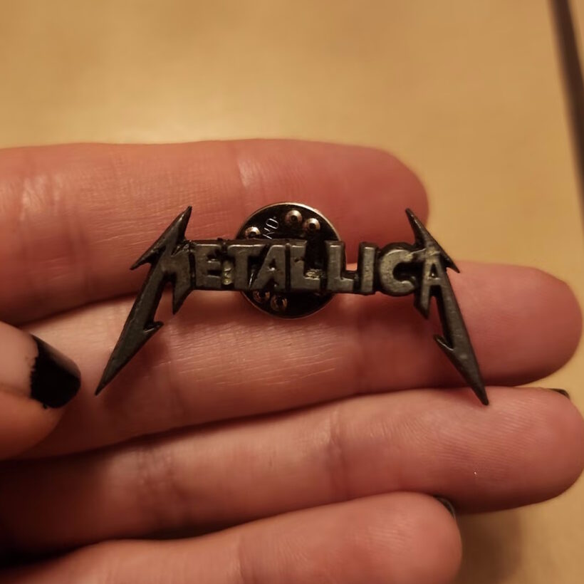 metallica-3d-logo-pewter-pin-9-2